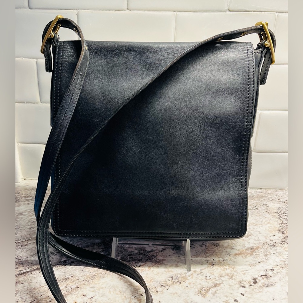 Vintage COACH Monterrey Flap Crossbody in Black Style No 9829 Made in Costa Rica
